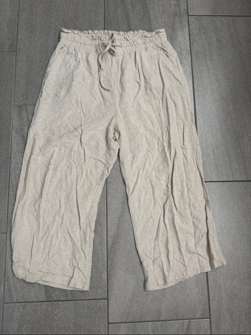 Casual Wide-Leg Drawstring Pants in Light Taupe